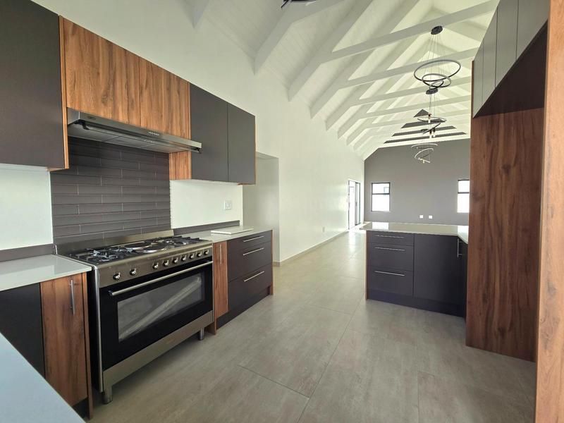 3 Bedroom Property for Sale in Britannia Bay Western Cape